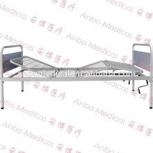 Dos funciones Cama de hospital con la tabla de la cama del puré